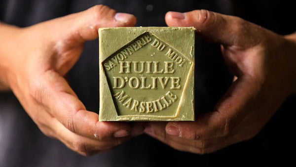 マルセイユ石鹸のpHとは？｜アルカリ性がもたらす自然の洗浄力と肌への働き